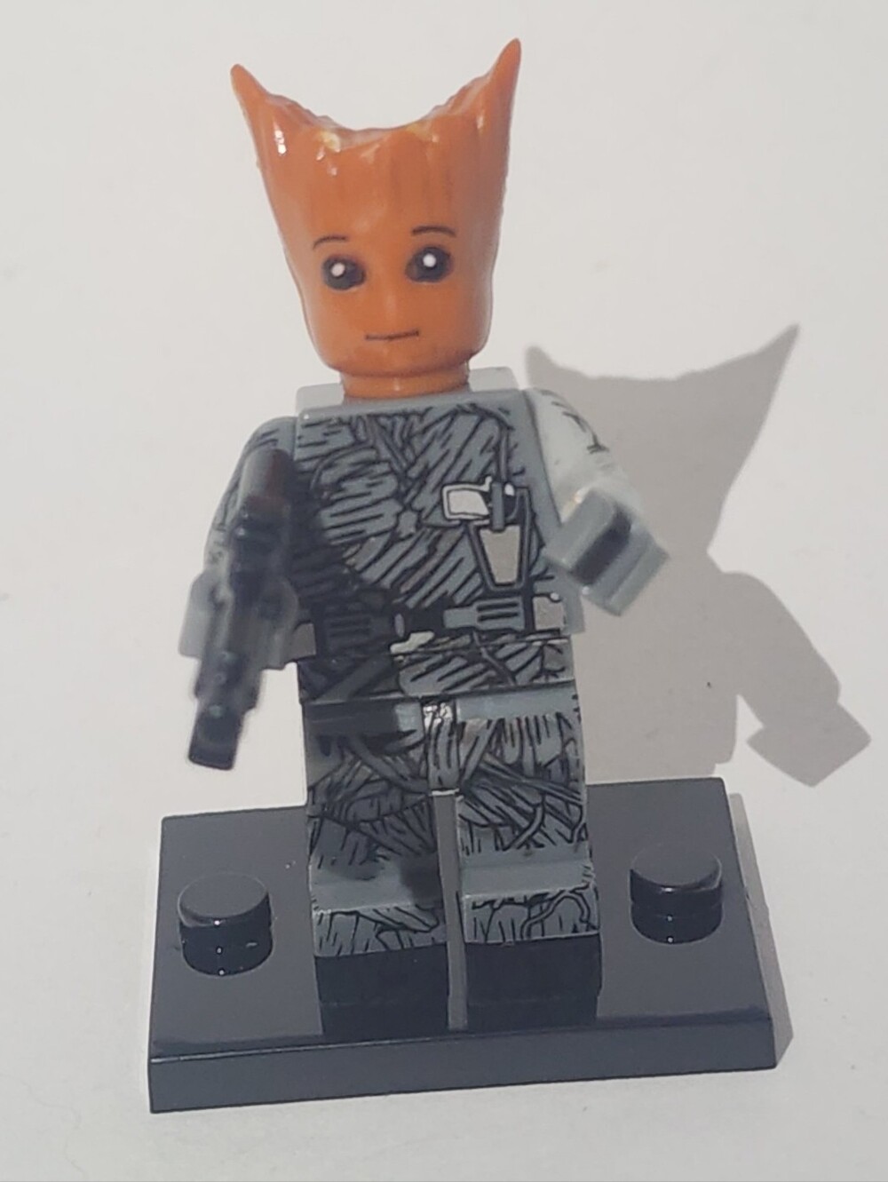 Classic Groot soldier galaxy Custom UV Print  Minifigure with gun
